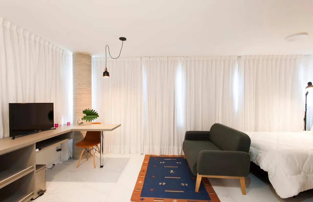 Cityhome Go 24 Porto Alegre Brazil